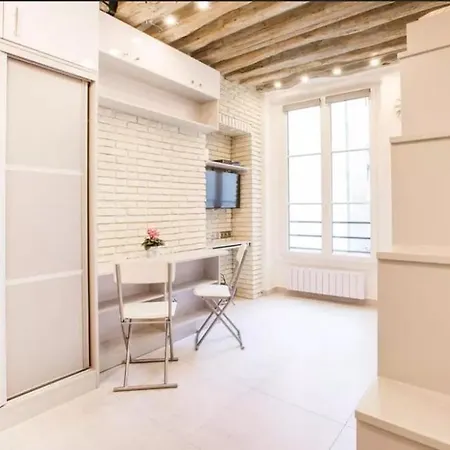 501 Simon - Superb Marais District Appartement *