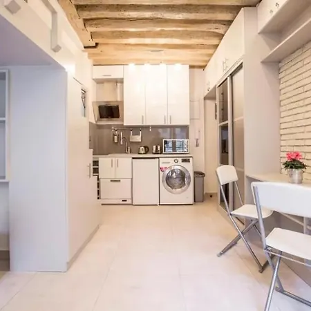 501 Simon - Superb Marais District Apartment *
